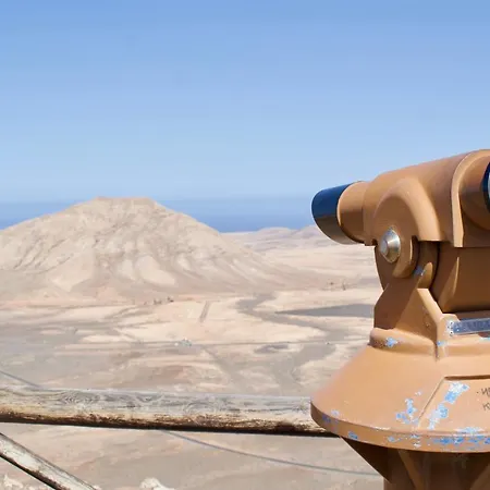 The Volcano's Land, Perfect For Relaxing Getaway بيت للعطل *