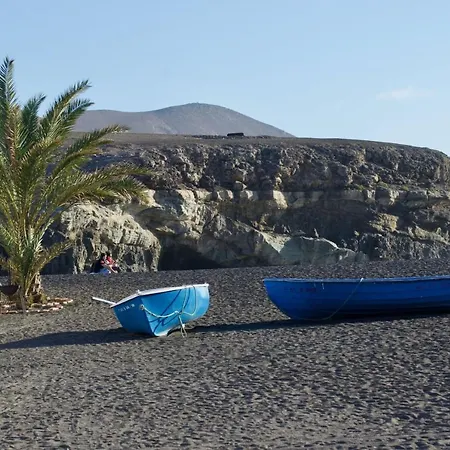 בית נופש The Volcano's Land, Perfect For Relaxing Getaway