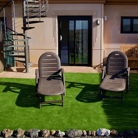 The Volcano's Land, Perfect For Relaxing Getaway La Oliva